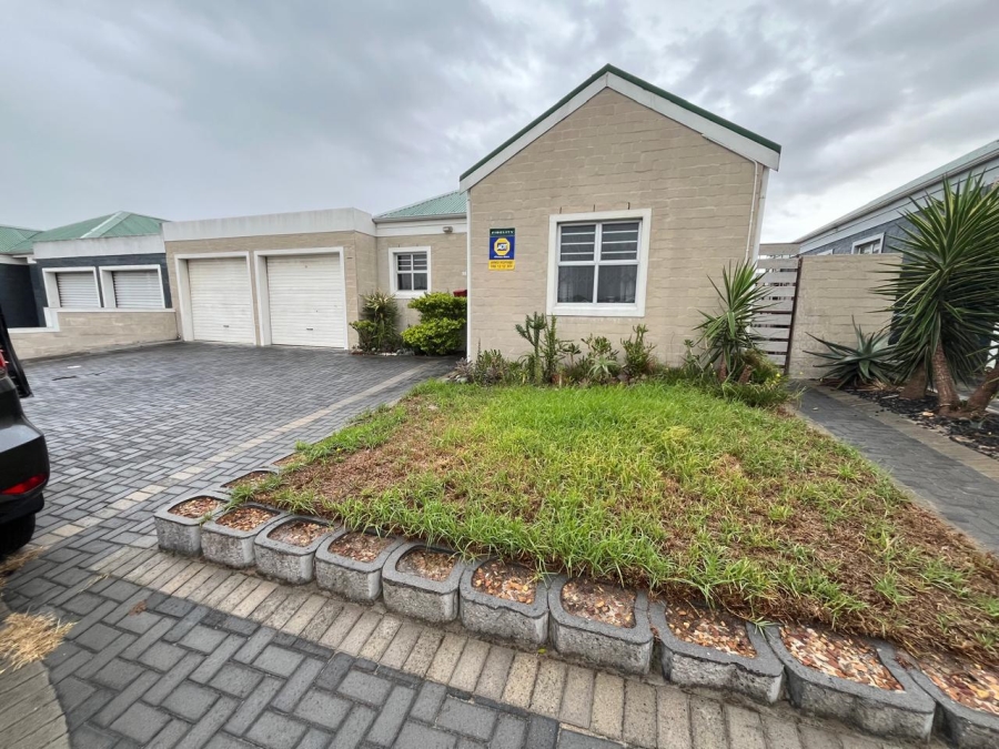 To Let 3 Bedroom Property for Rent in Turtle Creek Western Cape